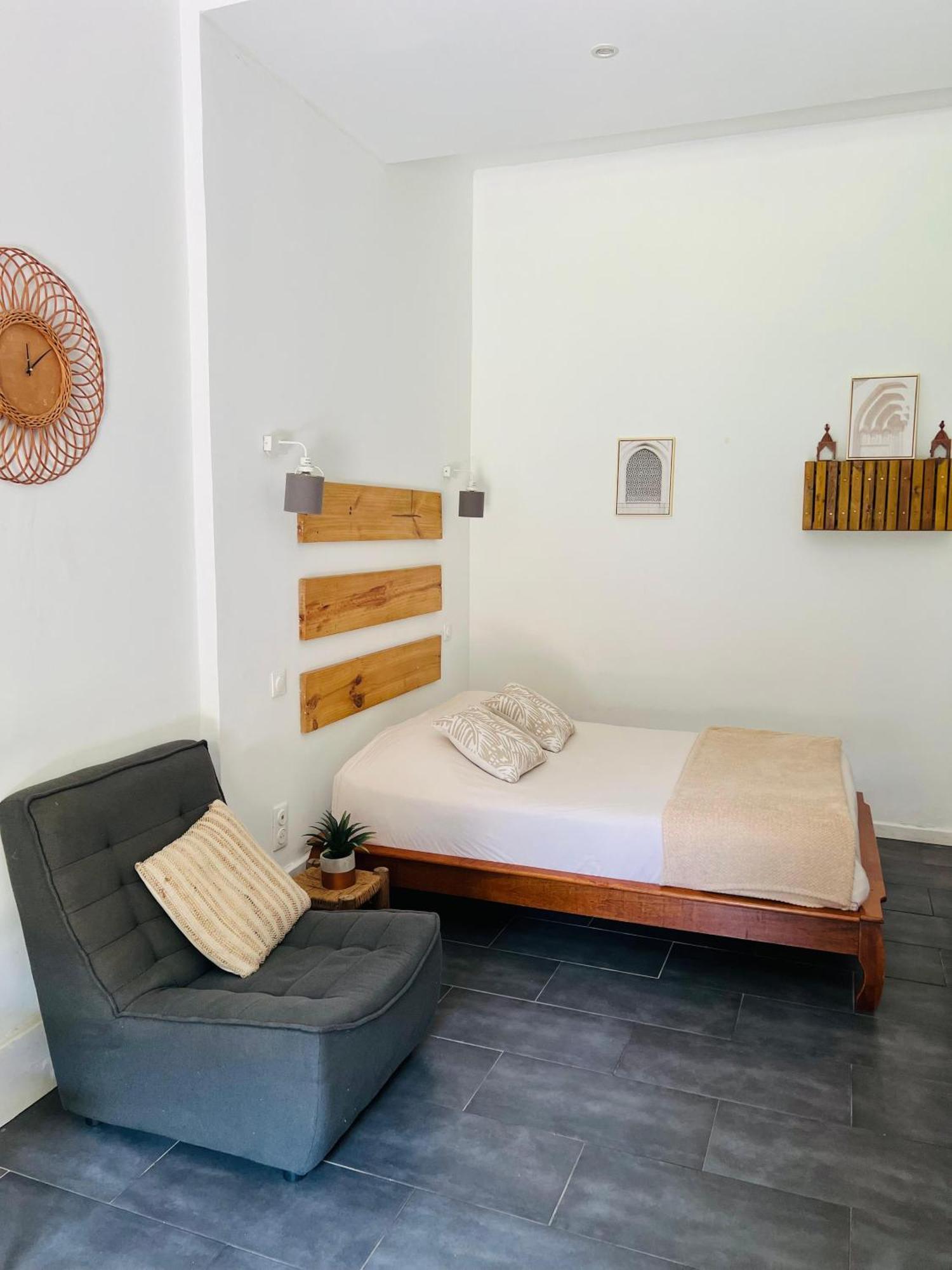 L'Escale Cosy Apartment Saint Pierre Luaran gambar